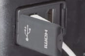 12.1型リヤシートエンターテインメントシステム