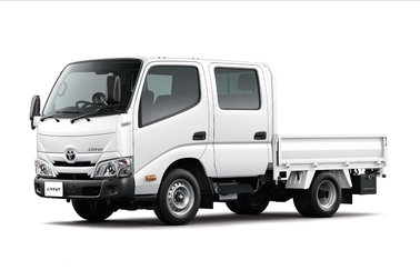 写真はダブルキャブ・4WD・ジャストロー・スチールデッキ・1.25トン積・2.8Lディーゼル車